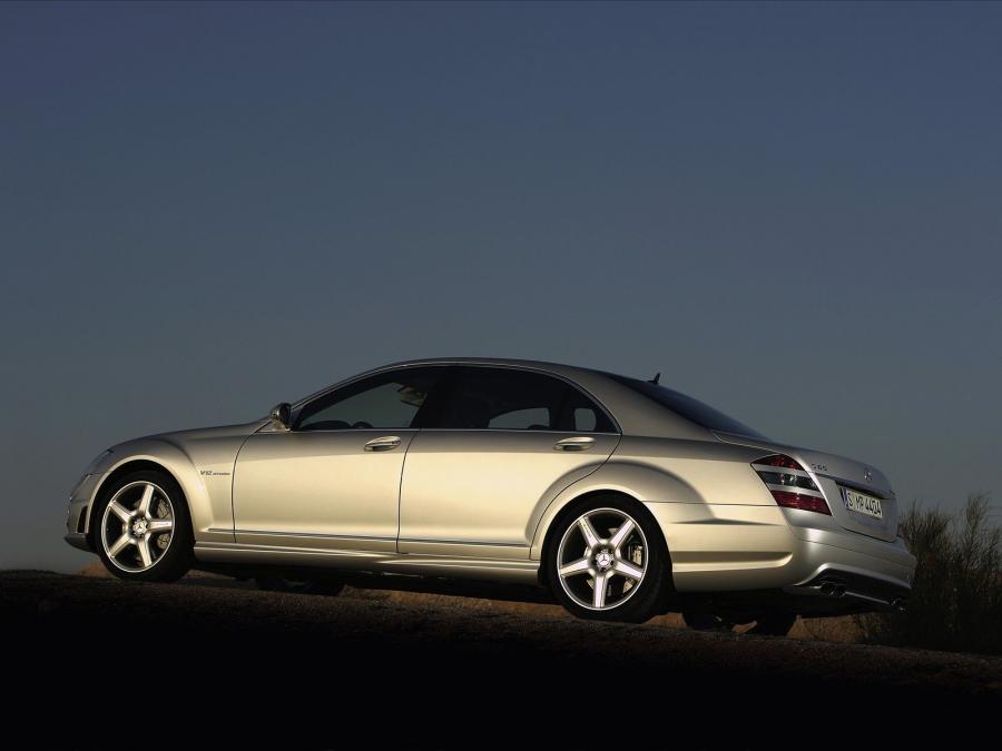 Mercedes-Benz S65 AMG 2009 года  (фото 9 из 21)